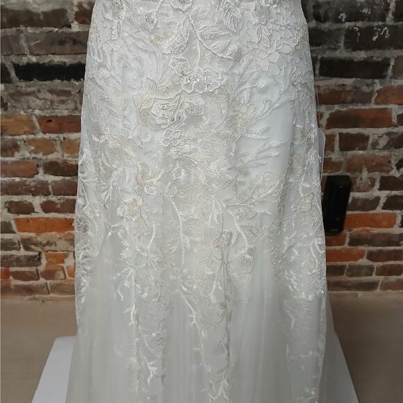 Lulus Bridal Wedding Gown Dress Size Small White Embroidered Beaded Sleeveless - Picture 11 of 14
